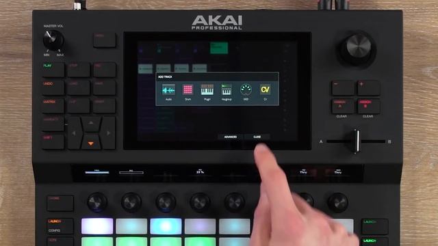 Akai Pro Force - Знакомство с Новинкой! смотреть онлайн