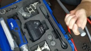 Инструмент Рехау и монтаж труб