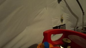 Как обустроить палатку для зимней рыбалки? Зимняя рыбалка с комфортом. Ночёвка в зимней палатке.