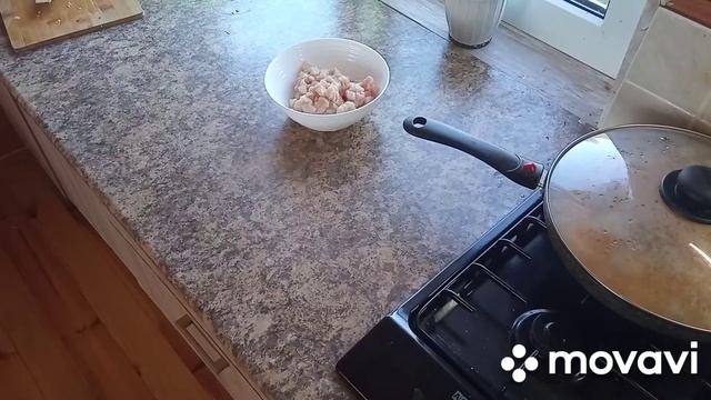 Дачные будни.Из одной шторы делаю две!Пол дня на кухне смотреть онлайн