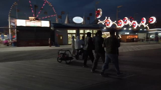 Что думают американцы в Нью Йорке о русских Или ночной трэш контент на Брайтон Бич смотреть онлайн