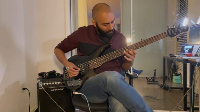 The Killers - Somebody Told Me (Bass Cover) смотреть онлайн