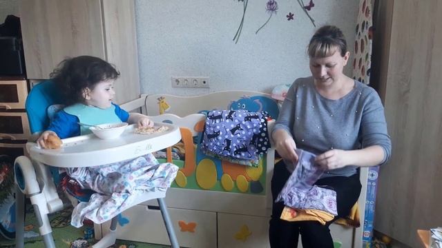 Открываем посылку из Новокузнецка,от Виктории:)):))Вещи ручной работы:) смотреть онлайн