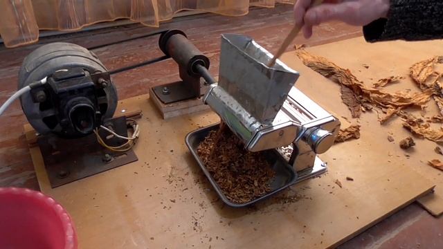 Табакорезка из лапшерезки с электроприводом своими руками! смотреть онлайн