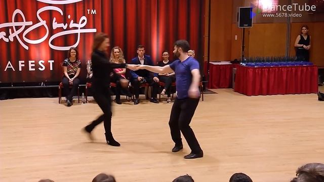 Improv West Coast Swing Dance - Ben Morris & Virginie Grondin - Budafest 2018 Pro Jack & Jill Show смотреть онлайн