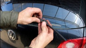 Замена заднего стеклоочистителя на Volkswagen Tiguan 2,0 Фольксваген Тигуан 2009 год