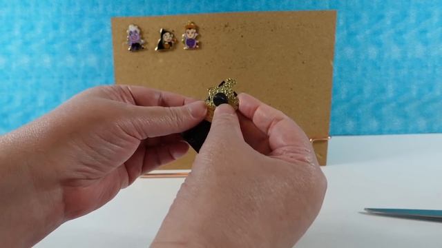 Disney Chibi Villains Mystery Trading Pin Collection Blind Box Opening | PSToyReviews смотреть онлайн