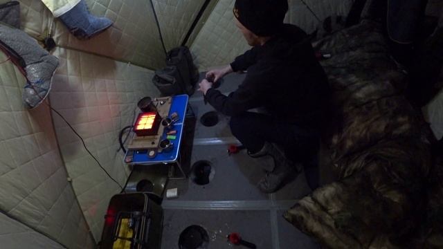 РУЗСКОЕ ВОДОХРАНИЛИЩЕ!! НАДРАЛИ подЛЕЩА!! РЫБАЛКА С НОЧЕВКОЙ. смотреть онлайн