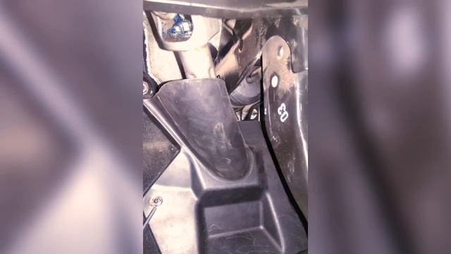 Как снять рулевую колонку Шкода октавия смотреть онлайн
