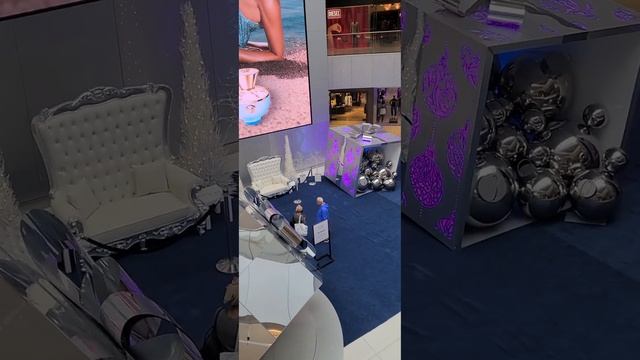 beverly center holiday 2022 смотреть онлайн