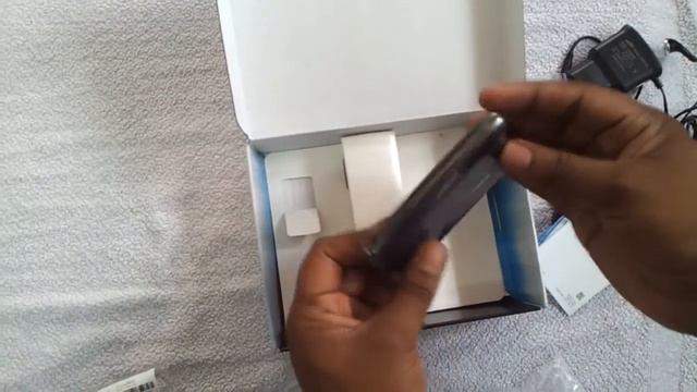 Samsung Wave Y Unboxing смотреть онлайн