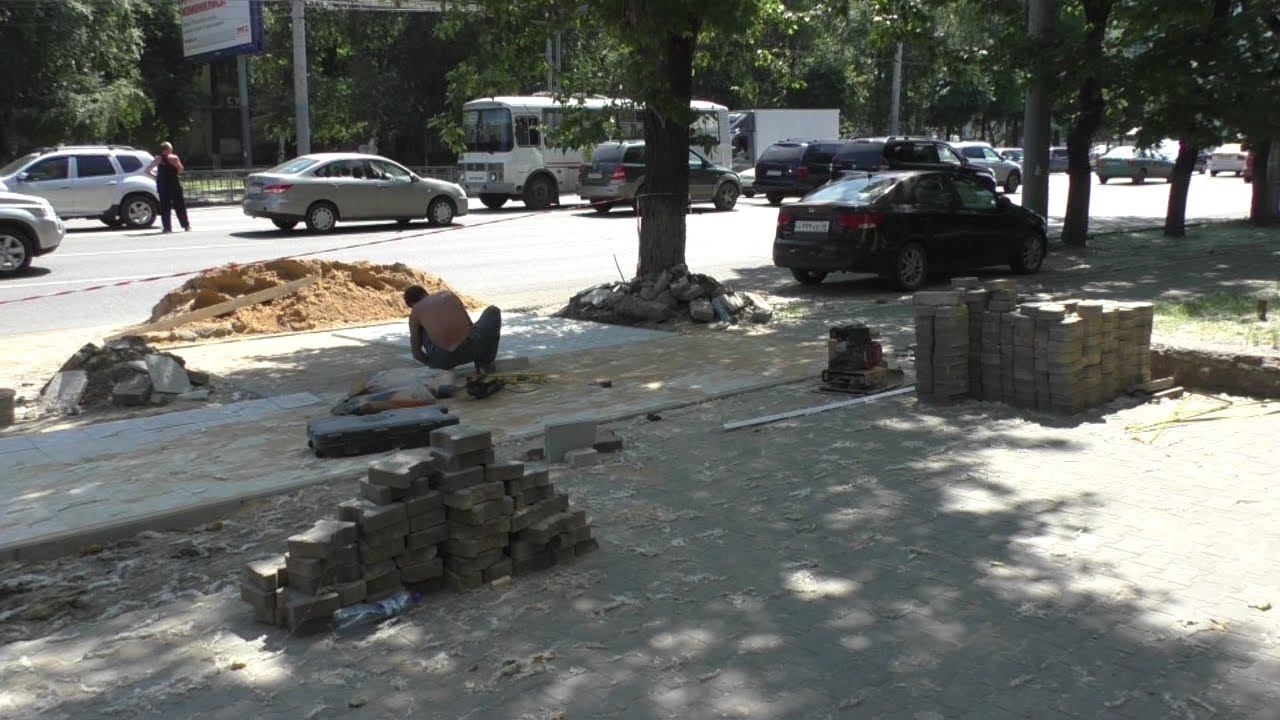 Воронеж, ул. Московский пр-т, 5А. После личного приема появился тротуар смотреть онлайн