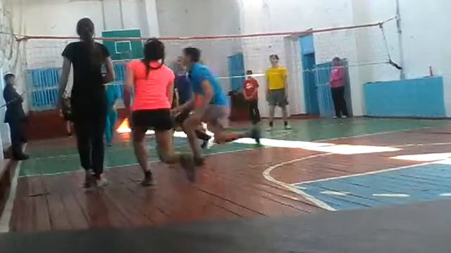 Шимольно.Волейбольная тренировка)) смотреть онлайн