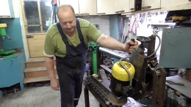 Станок для заточки ножей фуганка, завершение - №5. Первая заточка ножей. смотреть онлайн