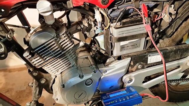 Заводим ЁБРИК зимой. Yamaha YBR 125.