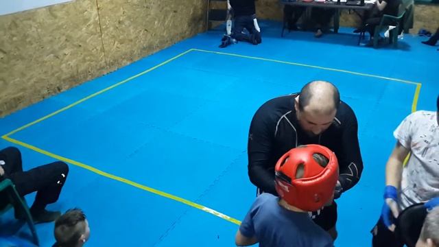 Авдеевка новогодний турнир 27.12.2017 кикбоксинг К-1 смотреть онлайн