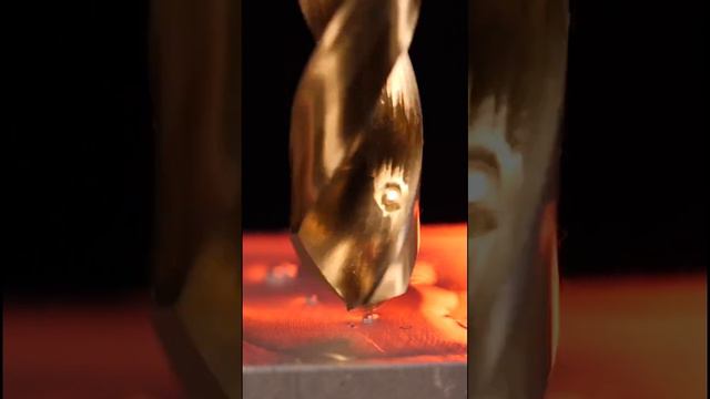 Titanium coated HSS vs. Aluminum смотреть онлайн