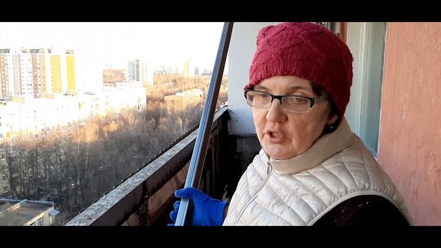 Как утеплить балкон самостоятельно. Первый день. Отмываю балкон и делаем стенку. смотреть онлайн