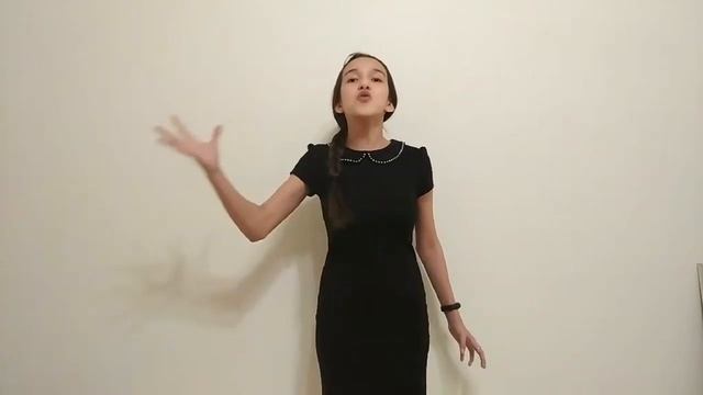 Зиядинова Диляра, ученица 8-А класса читает стихотворение Ольги Киевской "Баллада о матери. смотреть онлайн