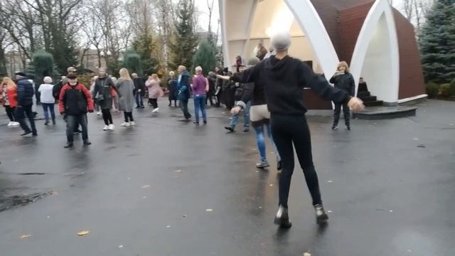 Харьков в парке ????киса???4.11.23. смотреть онлайн