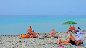 Геленджик. Резкое похолодание. Море штормит. Пляжи опустели. Вот и сказке конец