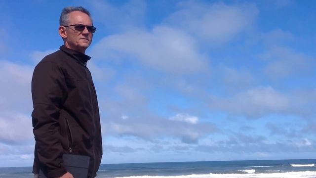 Aman Aman Amaaaan (Desert Rose by Sting starring TIm) смотреть онлайн