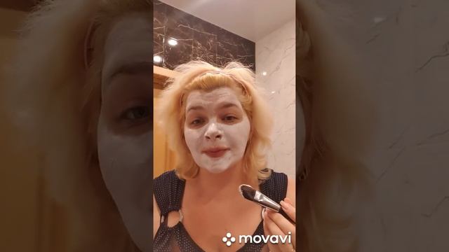 Вечерний уход 3го дня марафона красоты. Маска выравнивающая тон кожи. смотреть онлайн