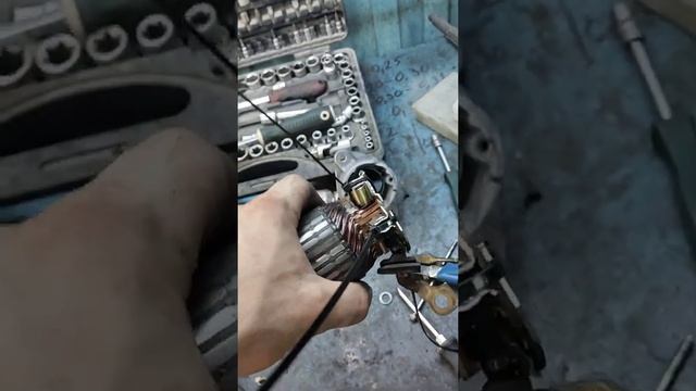 Как собрать щёточный узел стартера. смотреть онлайн