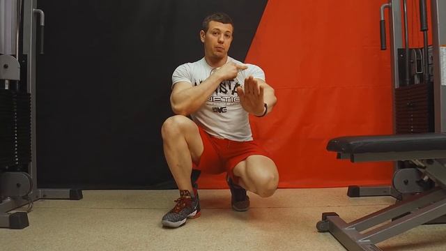 Отжимания от лавки узкой постановкой смотреть онлайн