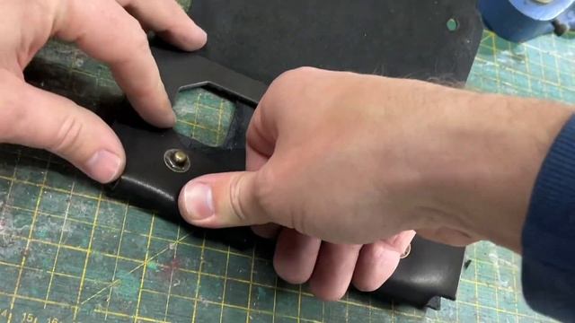 Нагрудное крепление iPhone 13 Pro Max смотреть онлайн