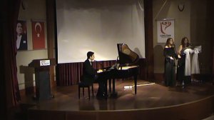 FİRUZE SEZEN AKSU Şarkısı Söz:Aysel Gürel En Güzel Unutulmaz Şarkılar Türk Pop Müziği Piyano Konser