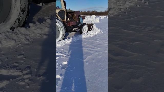 юмз чистит снег смотреть онлайн