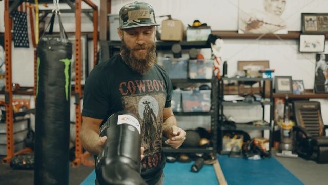 Cowboy Cerrone's TOP 3 pieces of MMA Gear for training in the UFC and The #1 Cardio Machine смотреть онлайн