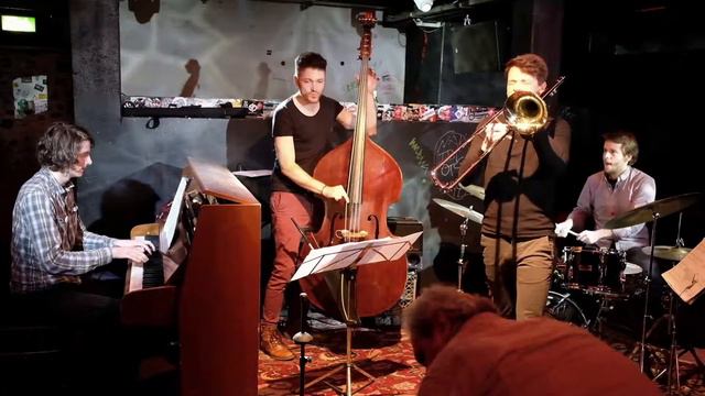 Janning Trumann 4 // Talisman (Live) смотреть онлайн