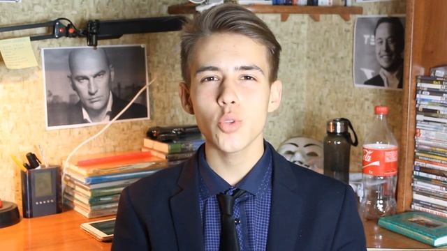 Читаю стих Маяковского смотреть онлайн