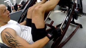 Тренировка ног в зале для мужчин | РАБОТАЕТ