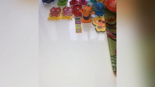 Мега-распаковка киндер джой ?? монстрики игрушки киндер сюрприз смотреть онлайн