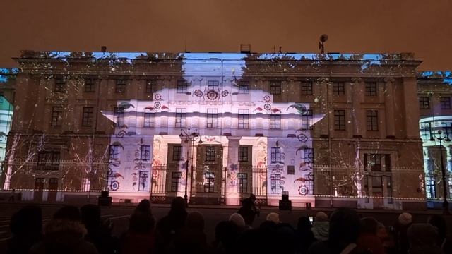 Страна света - Киров. СПб Дворцовая площадь 3 декабря 2022