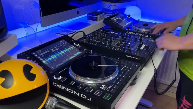 Kontor Records Promo Quick Jam - Denon DJ SC6000m + X1850 Mixer смотреть онлайн