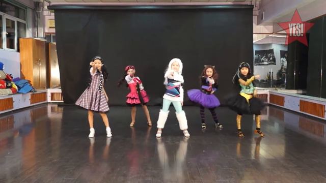 Группа "Fiesta" - "Monster High" смотреть онлайн
