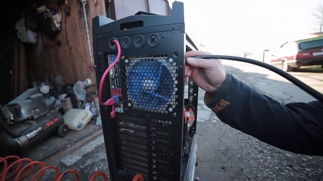 Зачем нужно убирать пыль из компьютера? Чистка моего монтажного компьютера. Плановое обслуживание. смотреть онлайн