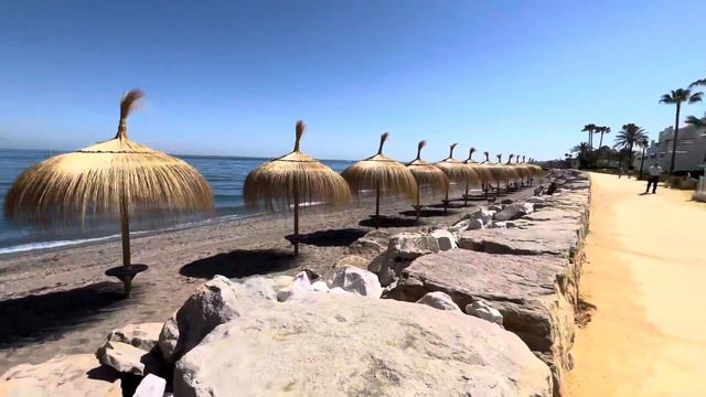 #Marbella | Marbella Golden Mile | Coral Beach 🏖️ | Besaya Beach 🏖️ | Walking Around.