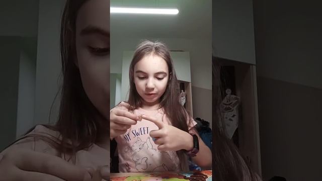 это вторая часть потому что у меня случайно выключилась камера😂 смотреть онлайн