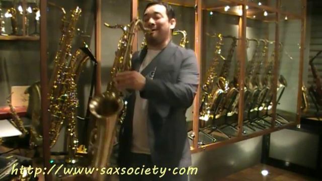 Tenor Saxophone P.Mauriat Le Bravo смотреть онлайн
