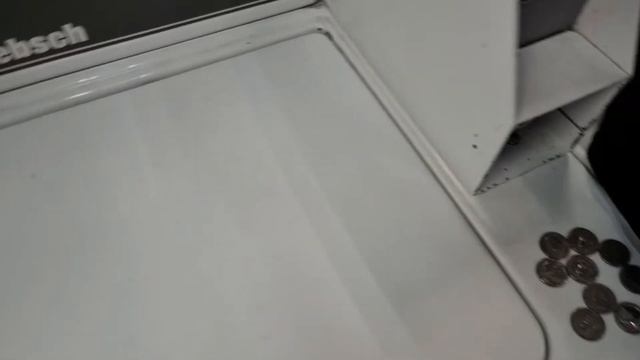 Как стирать одежду в Америке 3,5$ смотреть онлайн