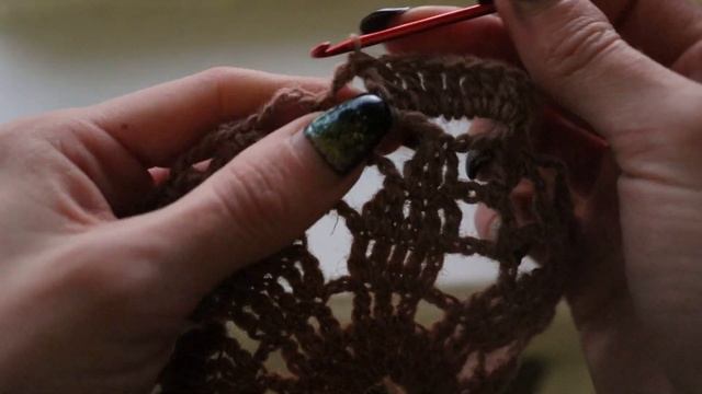 ◄ ВЯЖЕМ ПОНЧО ЛЕГКО ● Пошаговый урок для начинающих ► смотреть онлайн