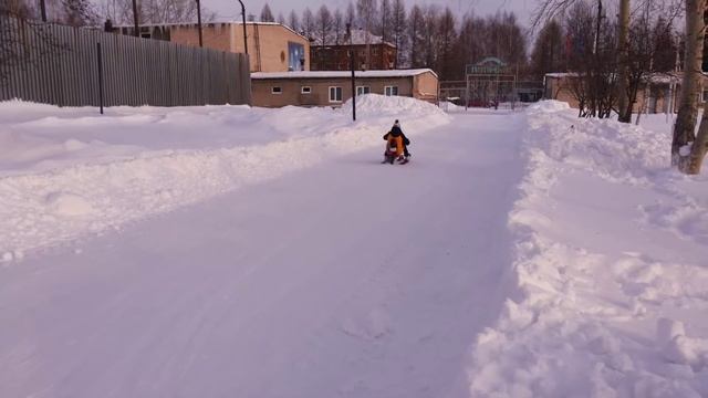 СНЕГОСКУТЕР смотреть онлайн