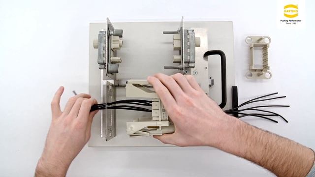Инструкция по сборке HARTING Han-Modular® Sliding Frame смотреть онлайн