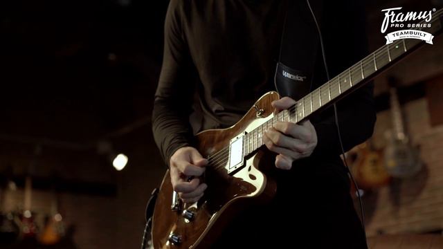 Eduard Sharonov performs "Adventures" at the Framus & Warwick Headquarters смотреть онлайн