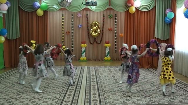 60 Ансамбль Бусинки г Москва Цветочная фантазия для мамы смотреть онлайн